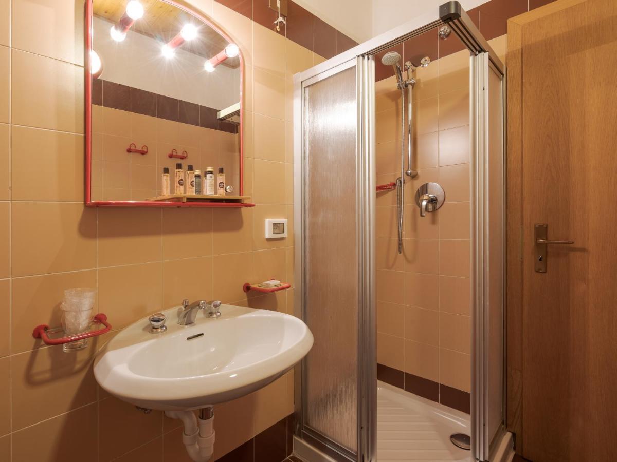 Residenza 3-Tre Aparthotel Madonna di Campiglio Ngoại thất bức ảnh